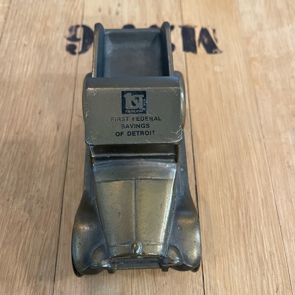 Vintage Advertising First Federal Savings of Detroit Metal Chevy Pick-Up Truck - Picture 3 of 11